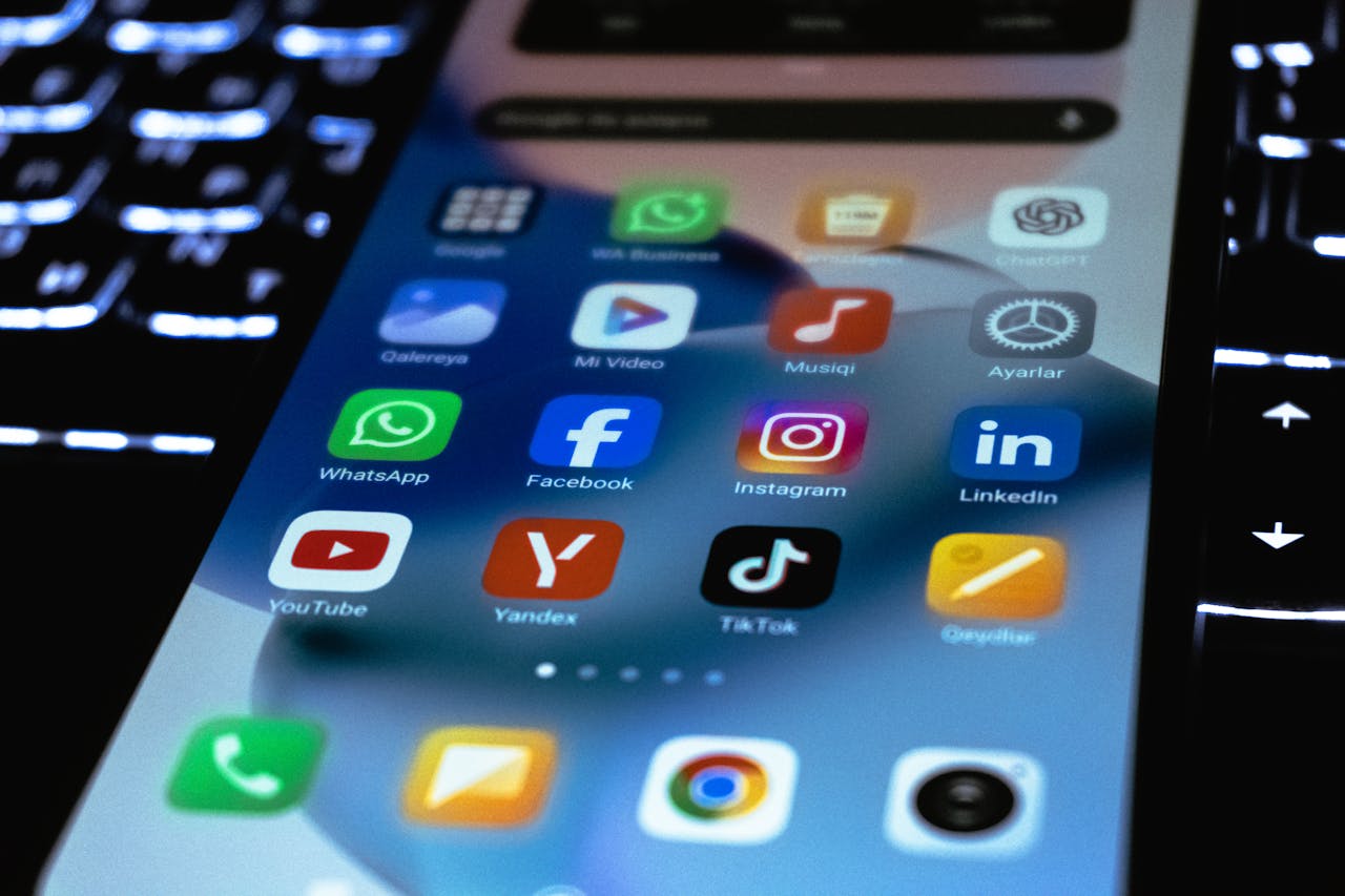 professional-social-media-marketing-khanewal